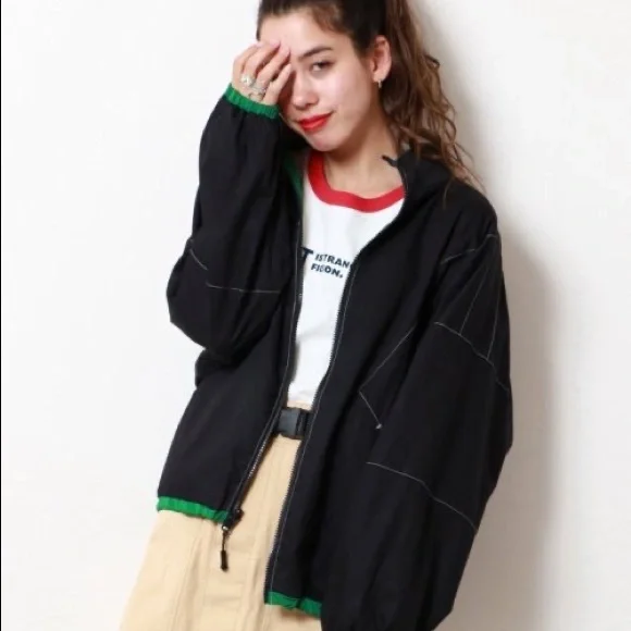 🇯🇵 Reversible windbreaker - Picture 4 of 7